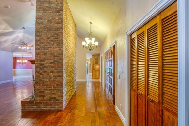 10EchoWoodsWay-19