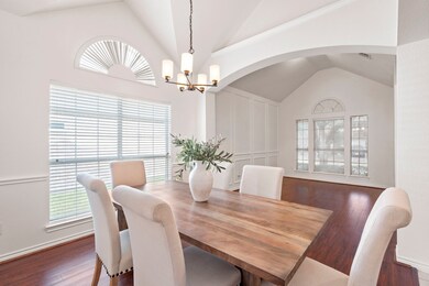 7805 Stonehaven Ln, Rowlett, TX 75089 - photo 2