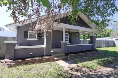 2212 N Cherry St, Columbus, IN 47201 - photo 4