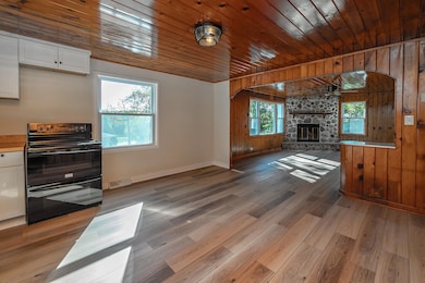 1515 Hillside Ln, Hubertus, WI 53033 - photo 6