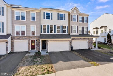 25125 Sweet Myrtle Square, Aldie, VA 20105 - photo 3