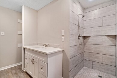 7430 Langley Rd, Houston, TX 77016 - photo 5