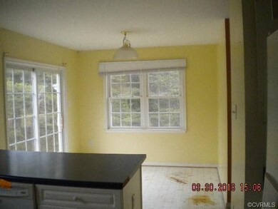 5611 Oakland Rd, Louisa, VA 23093 - photo 7