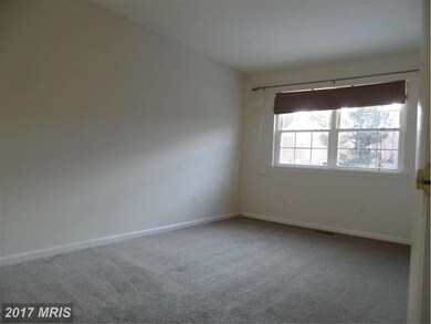 9746 Hagel Cir unit 49, Lorton, VA 22079 - photo 2