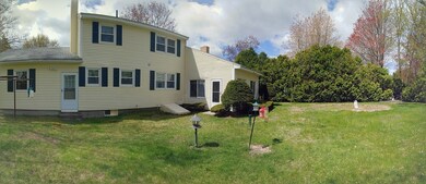 21 Dupont Cir, Leominster, MA 01453 - photo 2
