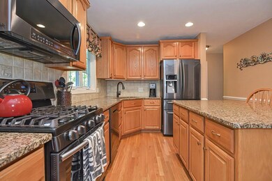 21 Tanglewood Dr, Franklin, MA 02038 - photo 7