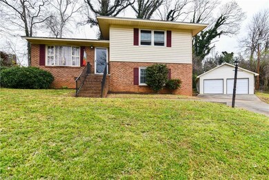 1612 W Meadowview Rd, Greensboro, NC 27403 - photo 2