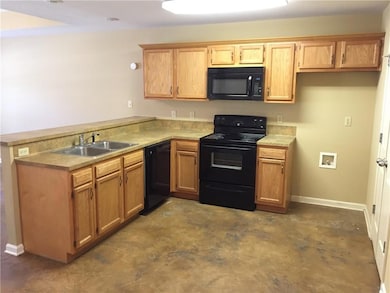 45463 Pointe Dr unit 10, Hammond, LA 70401 - photo 5