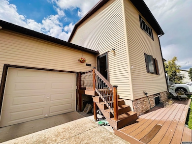 1123B 9th Ave W, Kemmerer, WY 83101 - photo 2