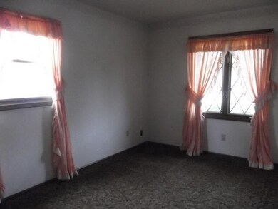 609 E 3rd St, Auburn, IN 46706 - photo 7