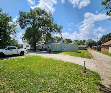 2936 E Walnut St, Des Moines, IA 50317 - photo 6