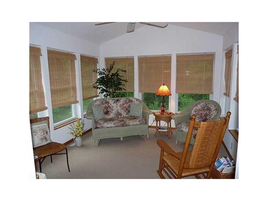 4-Seasons Porch/Room.