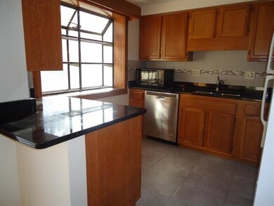 4 Esquire Cir unit U59, Nashua, NH 03062 - photo 2