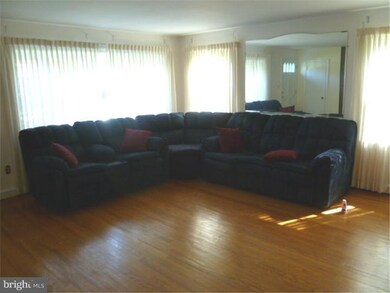 104 Governors Dr, Wallingford, PA 19086 - photo 2