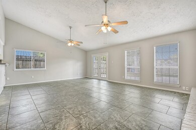 Light and bright family room ~