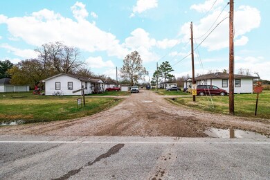 1644 County Road 180, Alvin, TX 77511 - photo 3