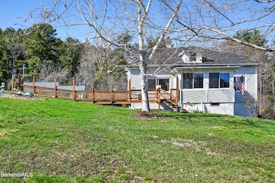 208 Jason St, Pittsfield, MA 01201 - photo 5