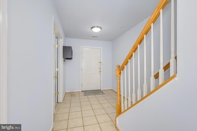 512 Ellison Ct, Frederick, MD 21703 - photo 2