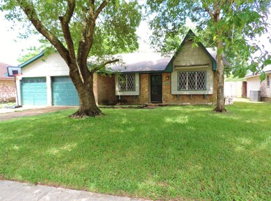 7282 Shady Corners Ln, Houston, TX 77040 - photo 2
