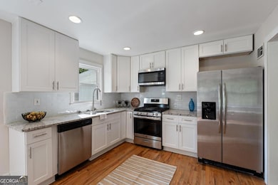 3278 Robin Rd, Decatur, GA 30032 - photo 4