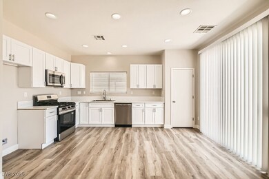 4118 Beech Family St unit 2, Las Vegas, NV 89115 - photo 4