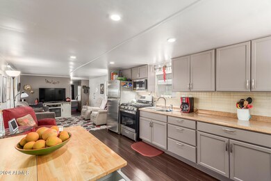 11425 E University Dr unit 76, Apache Junction, AZ 85120 - photo 3