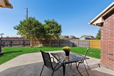 6102 Cypress Dr, Rowlett, TX 75089 - photo 3