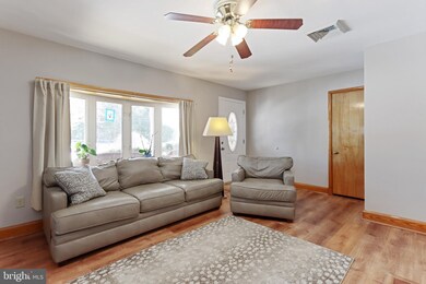 6740 Marvin Ave, Sykesville, MD 21784 - photo 6