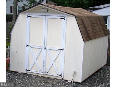 102 W Garrison Rd, Brookhaven, PA 19015 - photo 6