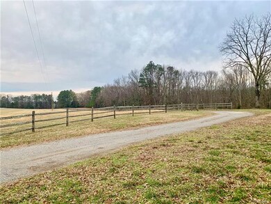 11106 Cross Corner Rd, Ashland, VA 23005 - photo 4