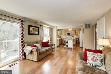 4305 Candlestick Ct, Dumfries, VA 22025 - photo 5