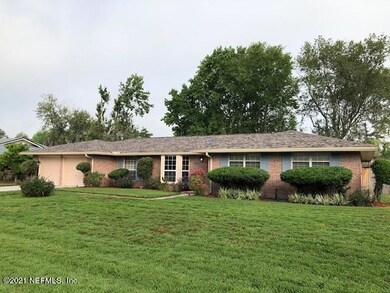 4364 Charleston Ln, Jacksonville, FL 32210 - photo 5