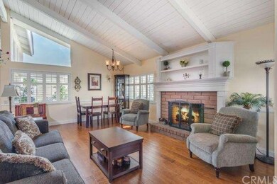 Fireplace with gorgeous built-in mantel