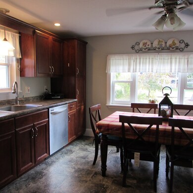 74 Smith Ln, Rockland, MA 02370 - photo 6