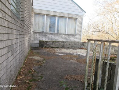 22 Emworth Ave, Shamokin, PA 17872 - photo 3