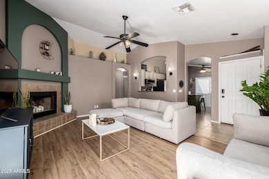 1675 E Robin Ln, Gilbert, AZ 85296 - photo 4