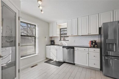 Updated Kitchen with Step-in Pantry!