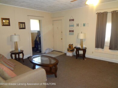 1013 W Hillsdale St, Lansing, MI 48915 - photo 4