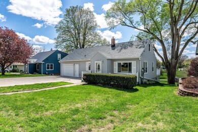 1321 Willow St, Harlan, IA 51537 - photo 3