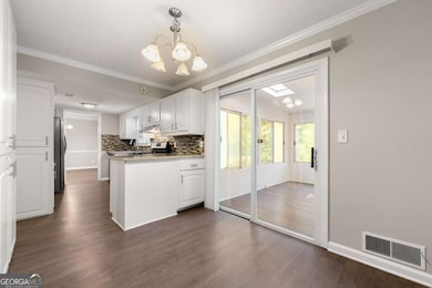 4574 Woodland Cir NE, Roswell, GA 30075 - photo 4