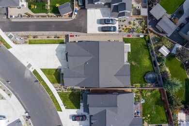 1446 NW Zamia Ave, Redmond, OR 97756 - photo 7