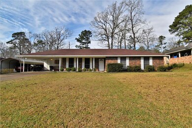 133 Wildwood Dr, Pineville, LA 71360 - photo 2