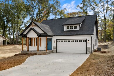 303 Elm Ave, Anderson, SC 29625 - photo 2