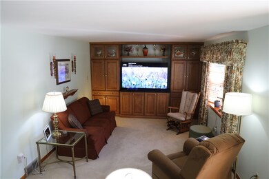 131 Homestead Dr, North Tonawanda, NY 14120 - photo 5