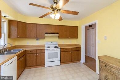 13353 Post Oak Rd, Spotsylvania, VA 22551 - photo 6