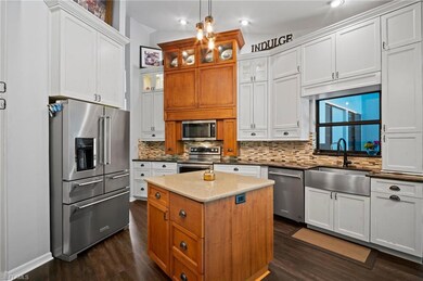 6893 Highland Park Cir, Fort Myers, FL 33966 - photo 7