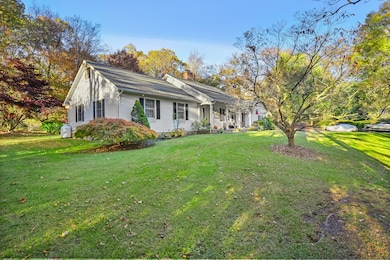 4 Autumn Ridge Rd, New Fairfield, CT 06812 - photo 3