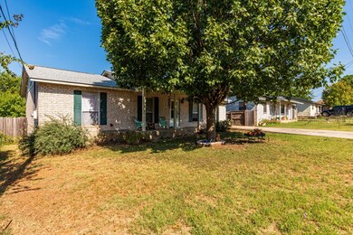 214 Green Meadows Ln, Fredericksburg, TX 78624 - photo 2