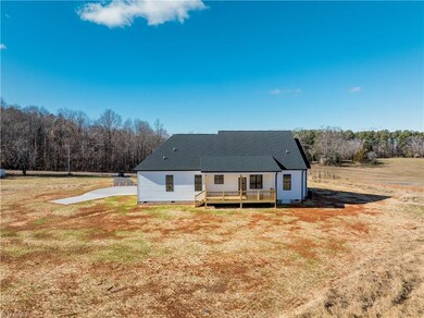 3639 Beasley School Rd, Sandy Ridge, NC 27046 - photo 7