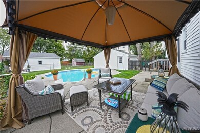 5757 Diana Ln, Lake View, NY 14085 - photo 5